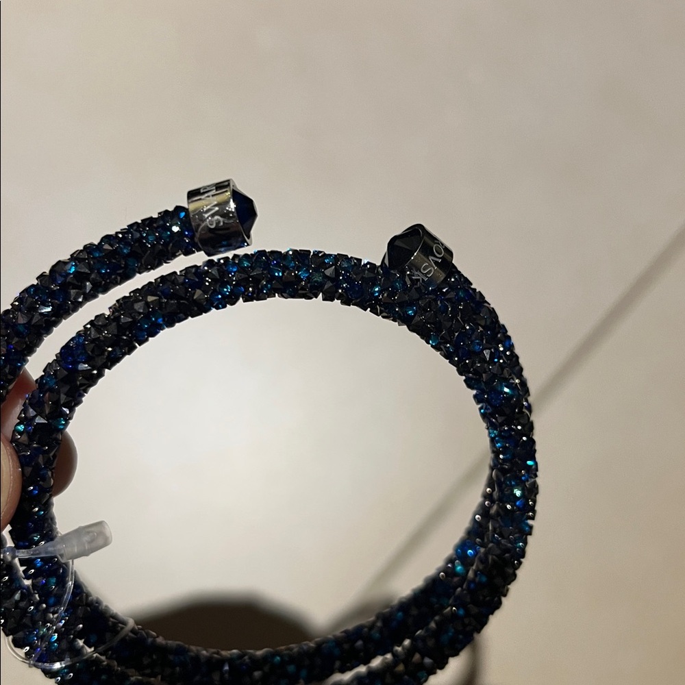 Swarovski Blue Crystal Beaded Bracelet- like new excellent condition - Picture 5 of 9